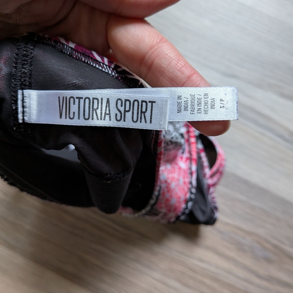 Victorias Secret Sports Bra Small Like New Low Impact No Padding - Picture 3 of 3